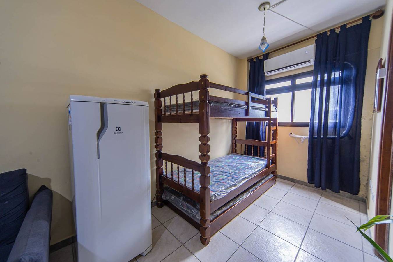 Entire apartment, Studio c Ar Condicionado perto da Praia da Aviação in Praia Grande, Baixada Santista