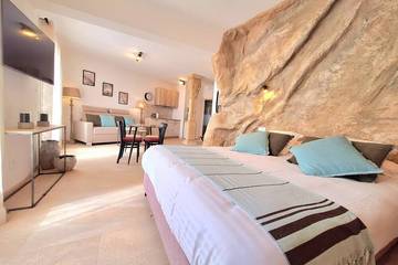 Gîte pour 4 personnes à Sainte-Tulle