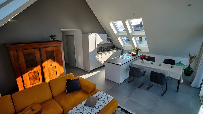 Ferienwohnung für 2 Personen, mit Balkon/Terrasse und Seeblick sowie Ausblick in Langenargen