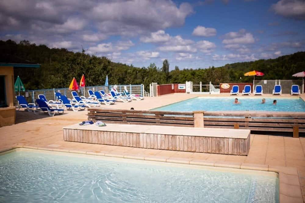 Camping 4 étoiles - Piscine  - ccbecda in Gourdon, Quercy