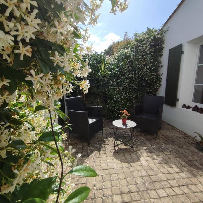 Location de vacances pour 8 personnes, avec jardin, animaux acceptés dans Plage Du Gros Jonc Le Bois Plage En Re