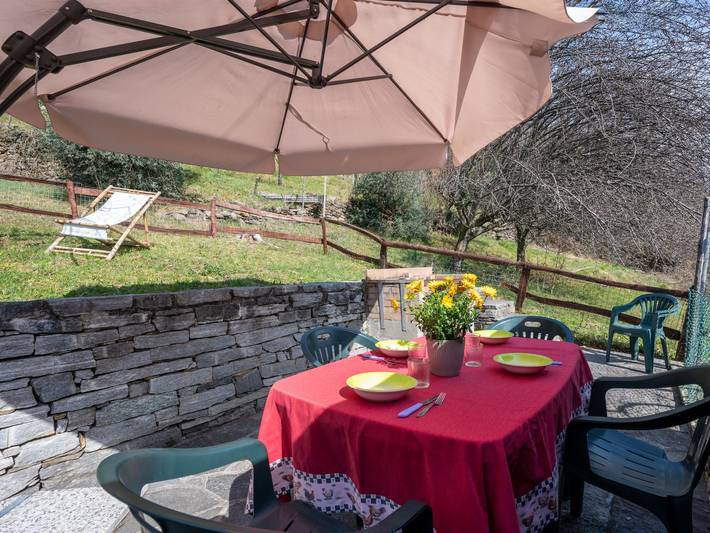 Ferienhaus für 4 Personen, mit Terrasse und Garten im Piemont - 2