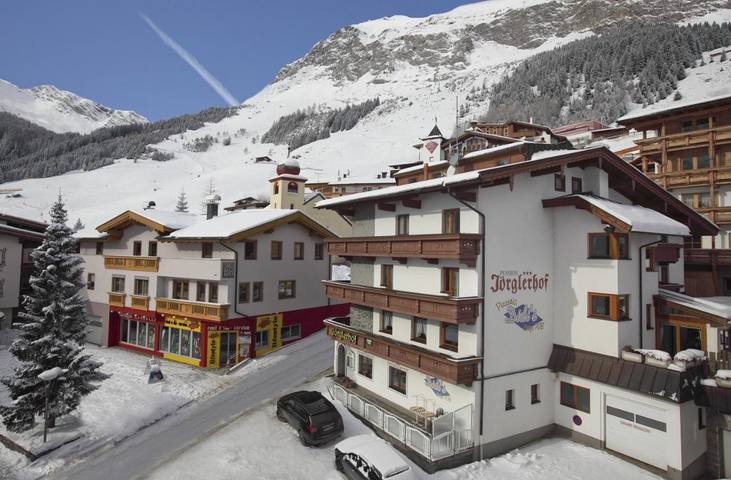 Ferienhaus für 2 Personen, mit Balkon und Terrasse sowie Sauna und Ausblick