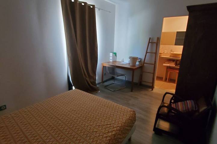 Location de vacances pour 10 personnes, avec jardin et terrasse à Saint-Cannat - 4