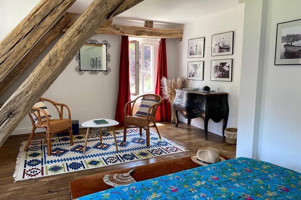 Chambres D'hôtes de Charme Avec Piscine Châtillon-coligny in Aillant-sur-Milleron, Région de Montargis