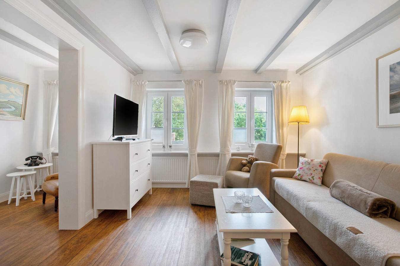 Ganze Wohnung, 'Fewo Luna' mit Privatterrasse, Gemeinschaftsgarten und Wi-Fi in Emmelsbüll-Horsbüll, Nordseeküste