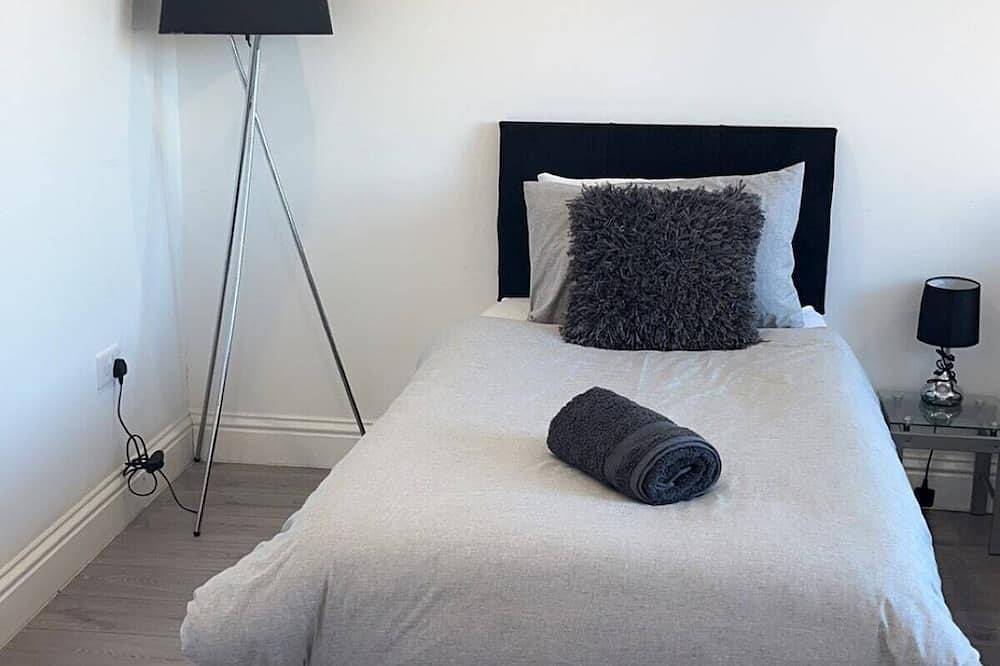 Ganze Wohnung, Free parking Sleek Oasis, 2 Bed, Croydon, Sleeps 6 in Sutton (London), London
