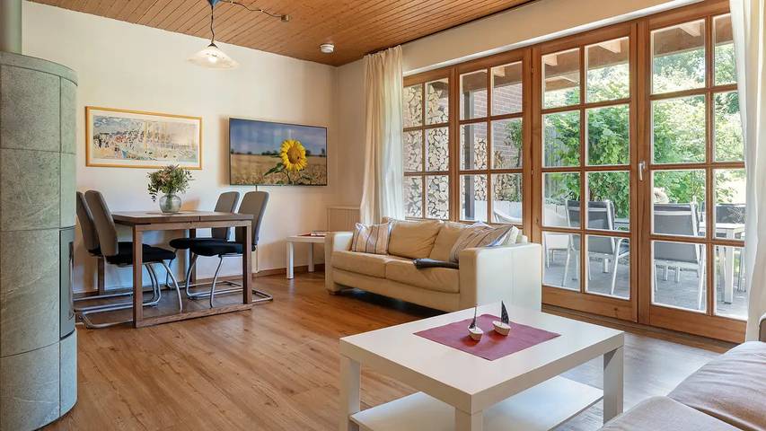 Ferienhaus für 5 Personen, mit Garten in Klingberg