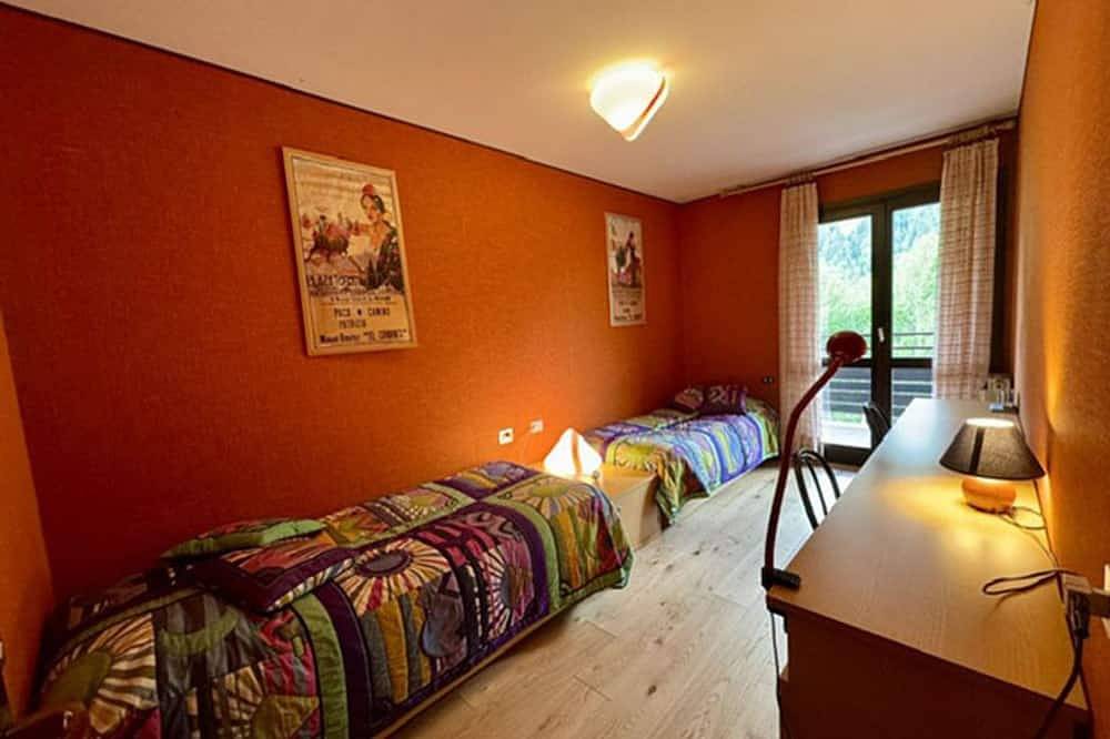Appartamento intero, Casa Vacanze Caspoggio.Appartamento vicino ai luoghi di interesse locali in Caspoggio (Borgo), Caspoggio