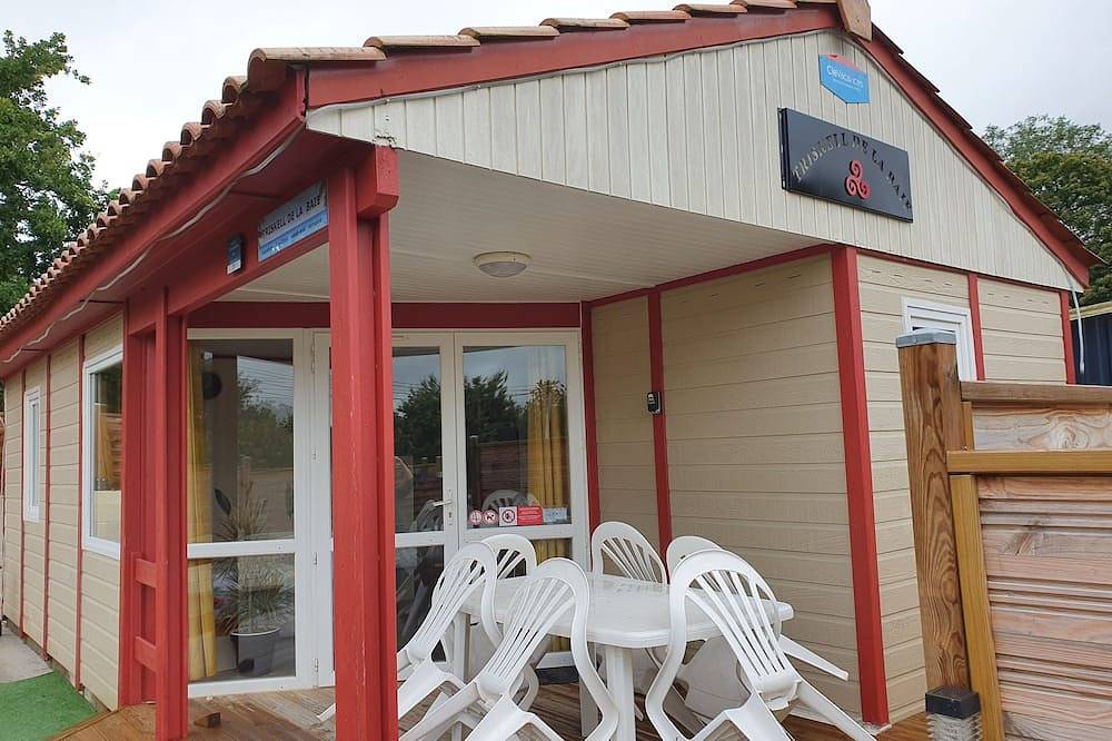 Chalet \"Triskell De La Baie \" & Spa en option  Mont Saint Michel,  Gr34... in Saint-Marcan, Baie du Mont-Saint-Michel