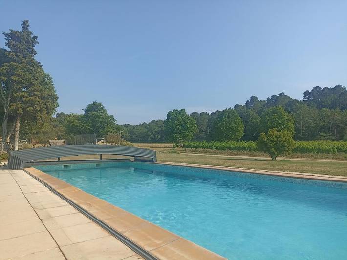 Location de vacances pour 11 personnes, avec jardin ainsi que vue et piscine à Fox-Amphoux - 4