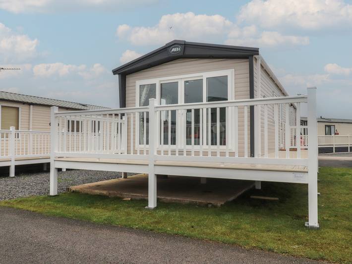 Caravan for 6 people, with pool and garden, with pets in Lancashire