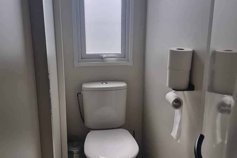 Mobil-home – 6 personnes avec piscine partagée, terrasse et jardin in Erdeven, Côte des Mégalithes