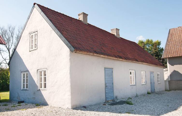 Hus för 4 Personer med trädgård in Gotland