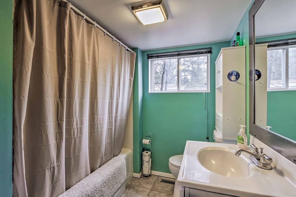 Hatfield Cabin mit Sauna auf dem Atv Trail - in der Nähe von Lake! in Wisconsin