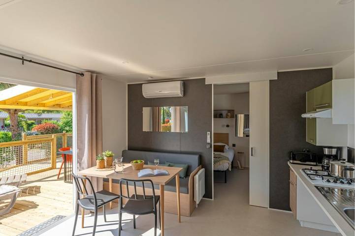 Camping pour 4 personnes, avec piscine ainsi que jardin et terrasse, adapté aux familles dans le Loir-et-Cher - 4