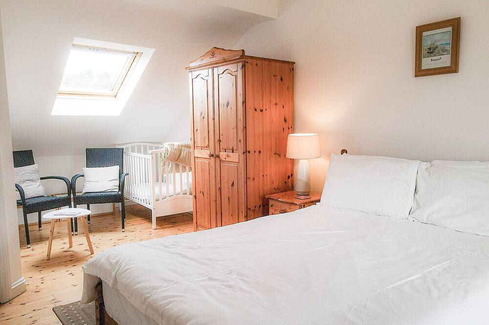 Achill Sound Holiday Village No.9 in Doogea ED, Achill Island