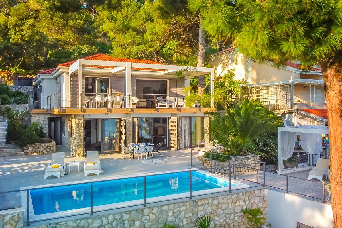 Villa per 6 persone con giardino in Lussinpiccolo, Lussino