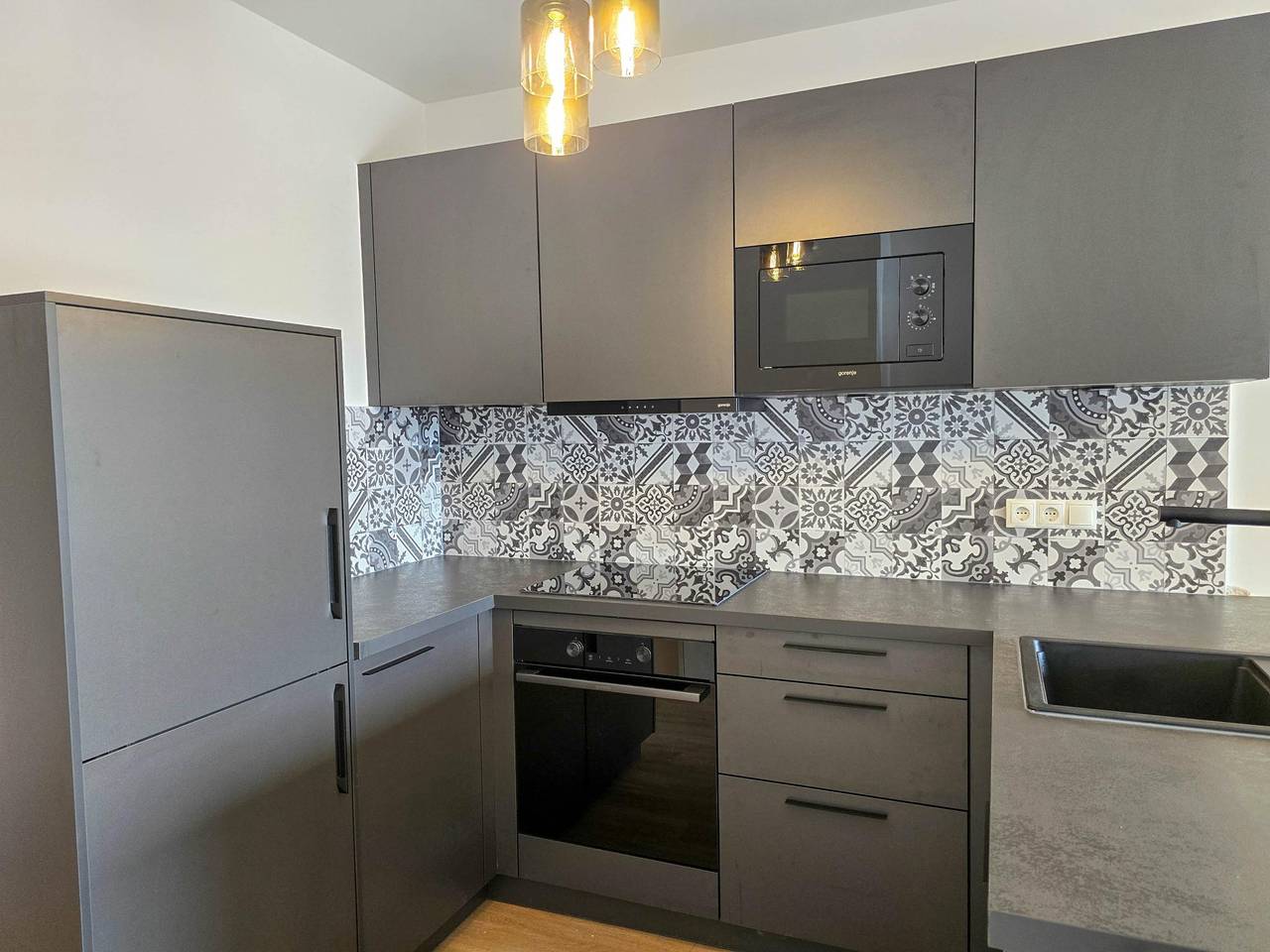 Ganze Wohnung, Modernes Apartment mit Terrasse in Jenbach in Jenbach, Bezirk Schwaz