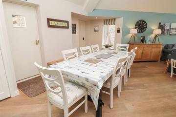 Cottage for 10 People in Bamburgh, Northumberland Coast, Photo 4