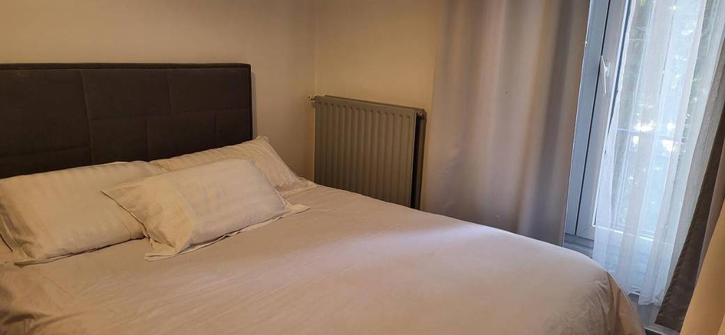 Gîte pour 5 personnes, avec vue à Suresnes - 2
