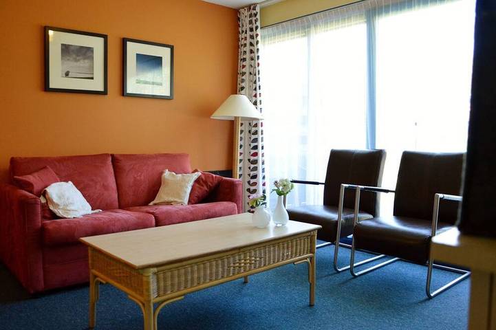 Ferienwohnung für 4 Personen, mit Pool und Terrasse, mit Haustier
