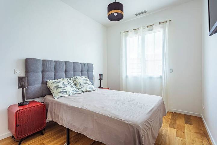 Location de vacances pour 8 personnes, avec piscine ainsi que terrasse et jardin à Tarabel - 3