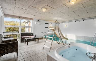 Ferienhaus für 10 Personen in Houvig Strand, Westjütland, Bild 2