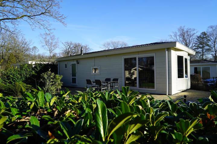 Vakantiehuis voor 4 personen, with Balkon/Terras and Terras as well as Tuin in Arnhem