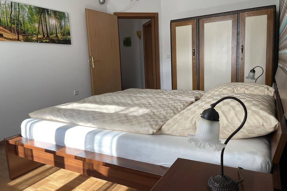 Ganze Wohnung, Helle, gemütliche Wohnung - für einen idealen Genußurlaub in der bayrischen Rhön in Bastheim, Rhön-Bayern