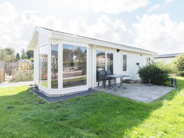 Ferienhaus für 6 Personen, mit Terrasse und Garten sowie Pool in Nordholland