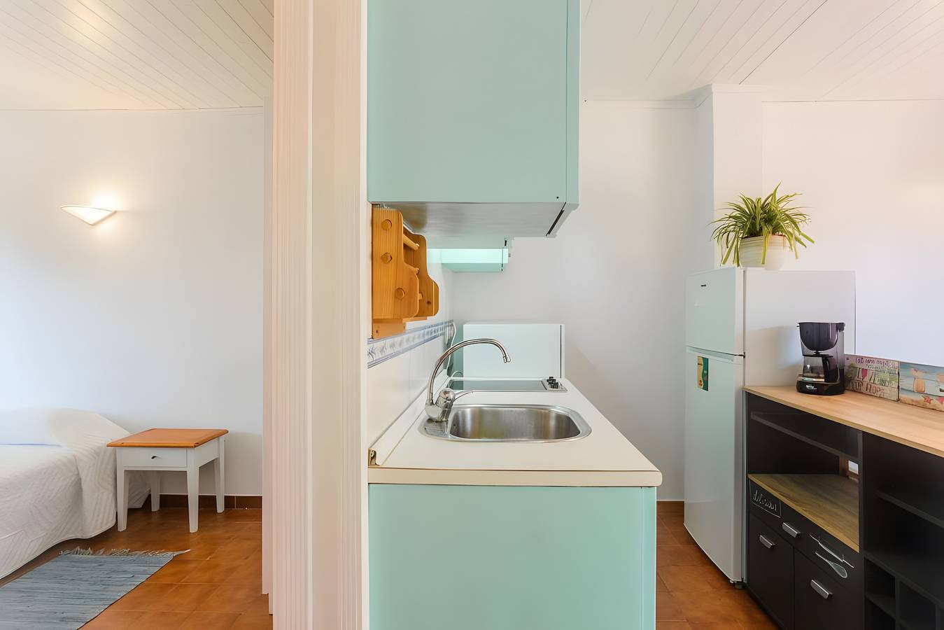 Ganze Wohnung, Apartment 'Bon Repos A9' mit Gemeinschaftspool, Wlan und Klimaanlage in Cala en Bosc, Ciutadella