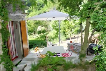 Gîte pour 8 personnes, avec terrasse à Saint-André-de-Valborgne