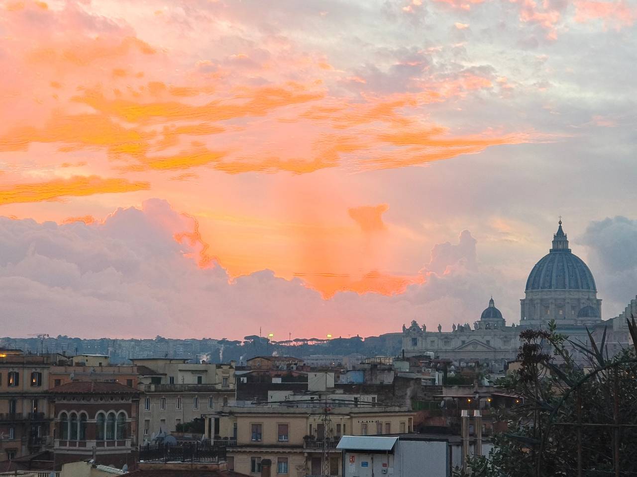 Entire apartment, Apartment 'Casa L'Incanto' with Private Terrace, Wi-Fi and Air Conditioning in Rome, Rome Province