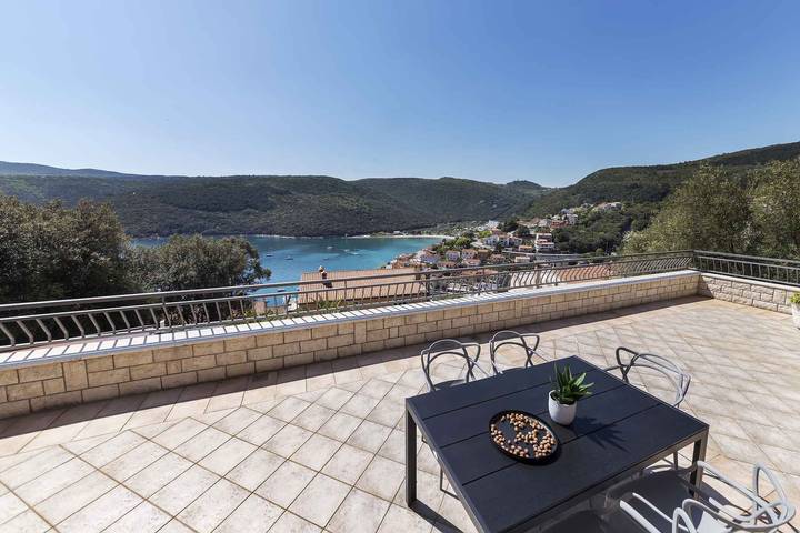 Holiday apartment for 6 people, with pets - 1
