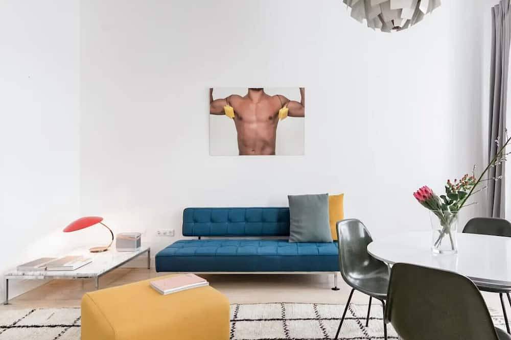 Entire apartment, Luxury 2 Bedroom apartment in the heart of Mitte in Mitte Berlin, Berlin