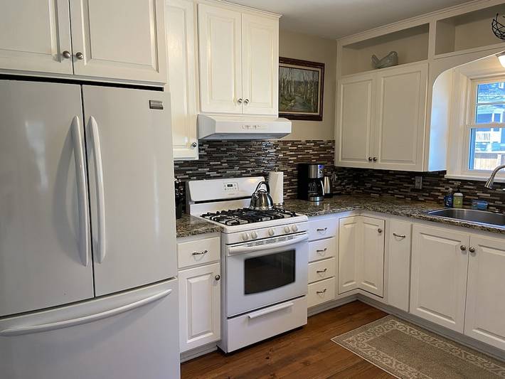 Vacation rental for 11 people, with yard and hot tub in Coeur d'Alene