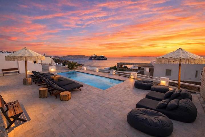Maison d’hôte pour 3 personnes, avec Balcon et Terrasse ainsi que Piscine et Vue dans Mykonos
