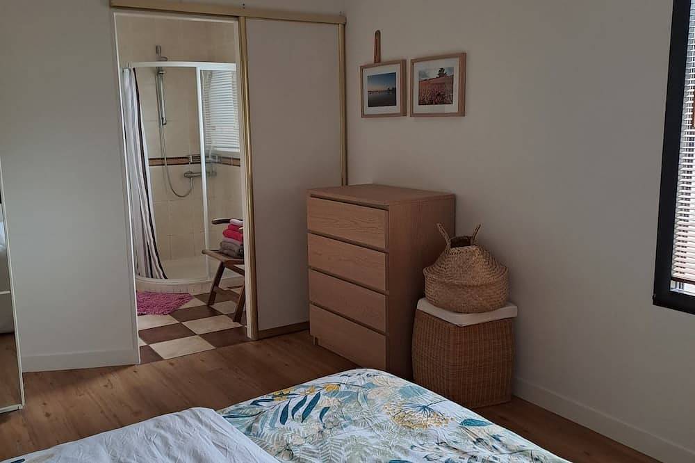 House with garden close to town center and 12 minutes from the sea and beaches in Lesneven, Región de Brest