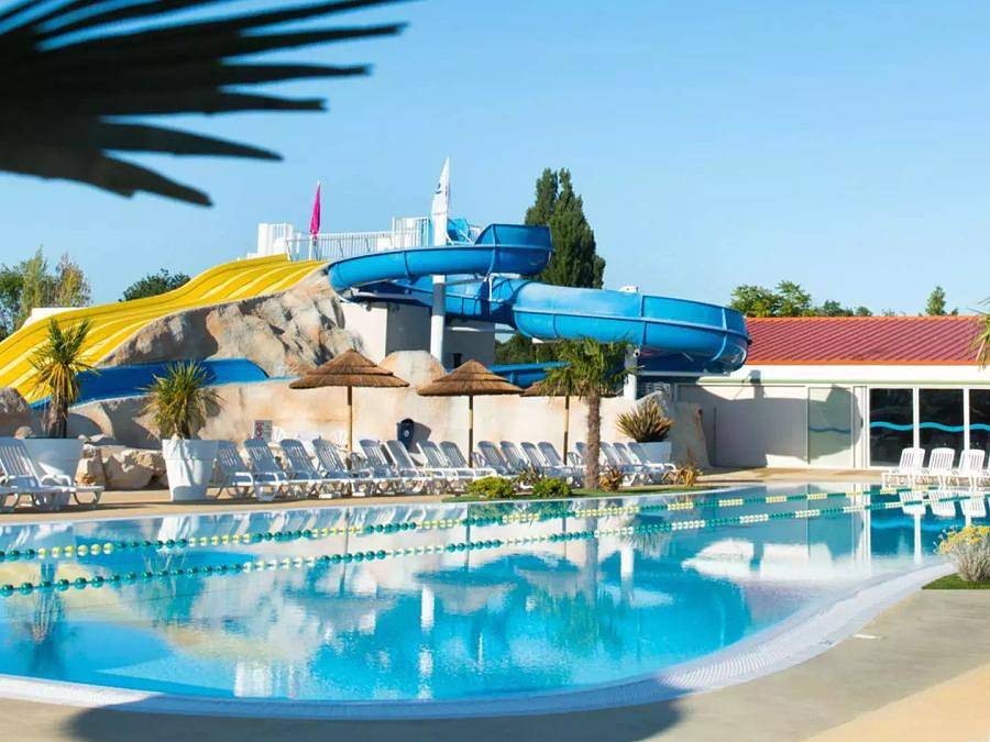 Tour Opérateur et particuliers sur camping Les Charmettes -  Funpass non inclus - Mobile home 6 persons - 2 bedrooms with air conditioning (Immobilhome) in Les Mathes, Côte de Beauté