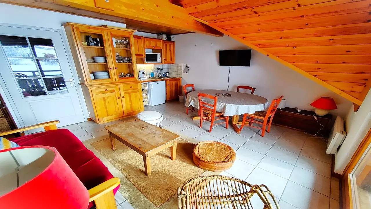 Ganze Wohnung, Pleasant Apartment Crossing 6 Personen mit Balkon in Puy-Saint-Vincent, Nationalpark Écrins