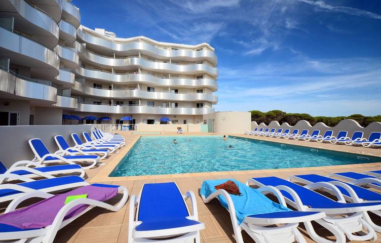 Studio für 2 Personen, mit Balkon und Whirlpool sowie Terrasse und Kinderpool