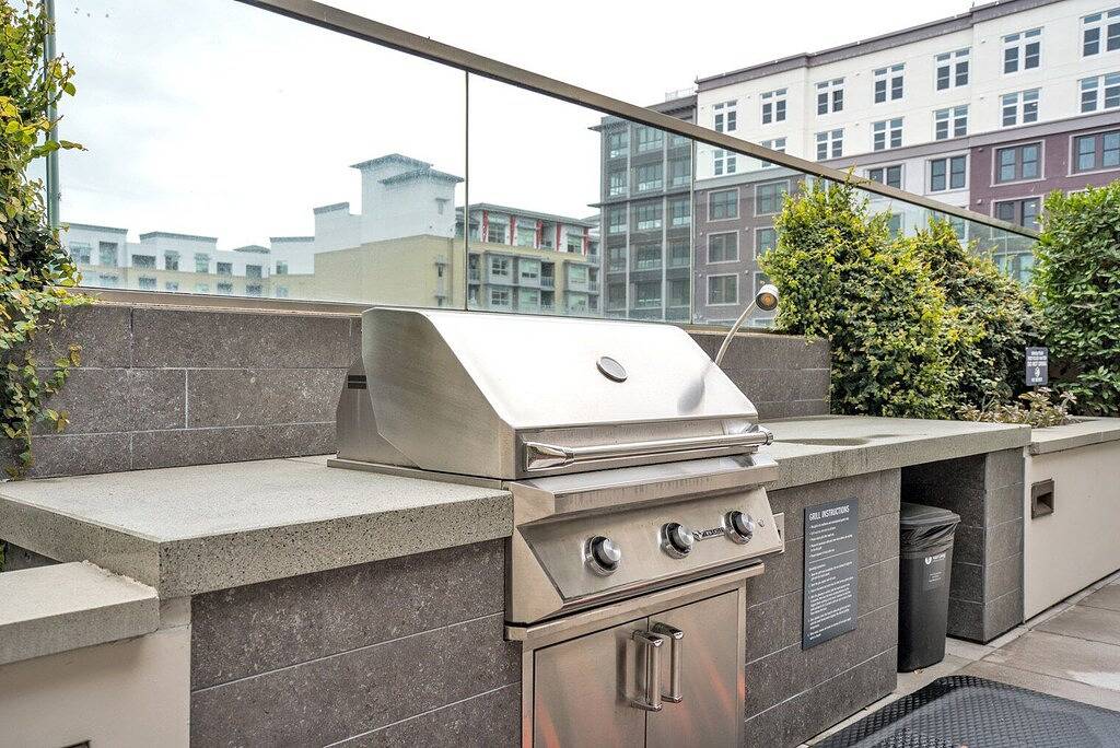 Ganze Wohnung, Amazing Redwood City 1Br w/ W/D, Gym & A/C, nr Caltrain, by Blueground in Redwood City, Silicon Valley