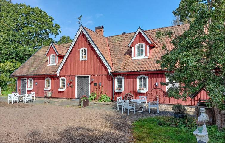 Ferienhaus für 14 Personen, mit Terrasse und Garten sowie Sauna und Ausblick