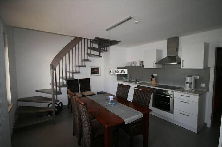 Ferienhaus für 4 Personen, mit Balkon und Garten