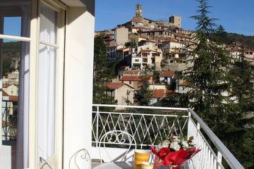 Gîte pour 6 personnes, avec balcon et piscine à Vernet-les-Bains