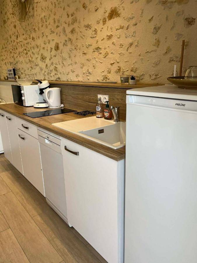 Two-Bedroom House in Courgains, Sarthe
