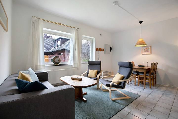 Ganze Wohnung, Ferienwohnung "Humpty" für bis zu 4 Personen mit Terrasse in Deichnähe in Simonsberg, Nordfriesland