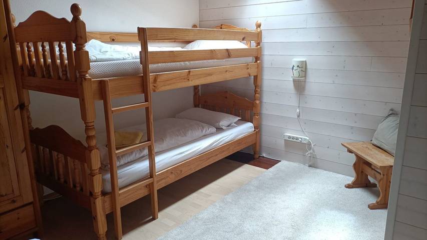 Ganze Wohnung, Ferienwohnung für 4 Personen mit Balkon in Steibis, Oberstaufen