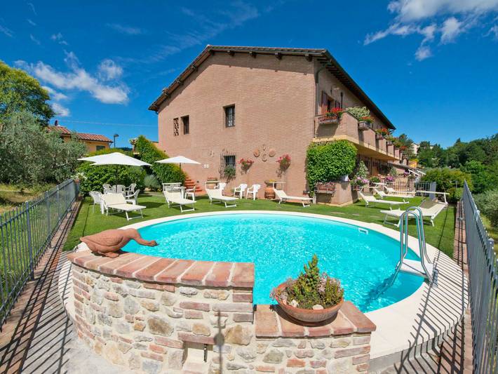 Appartamento per 4 persone, con Terrazza e Giardino a San Gimignano